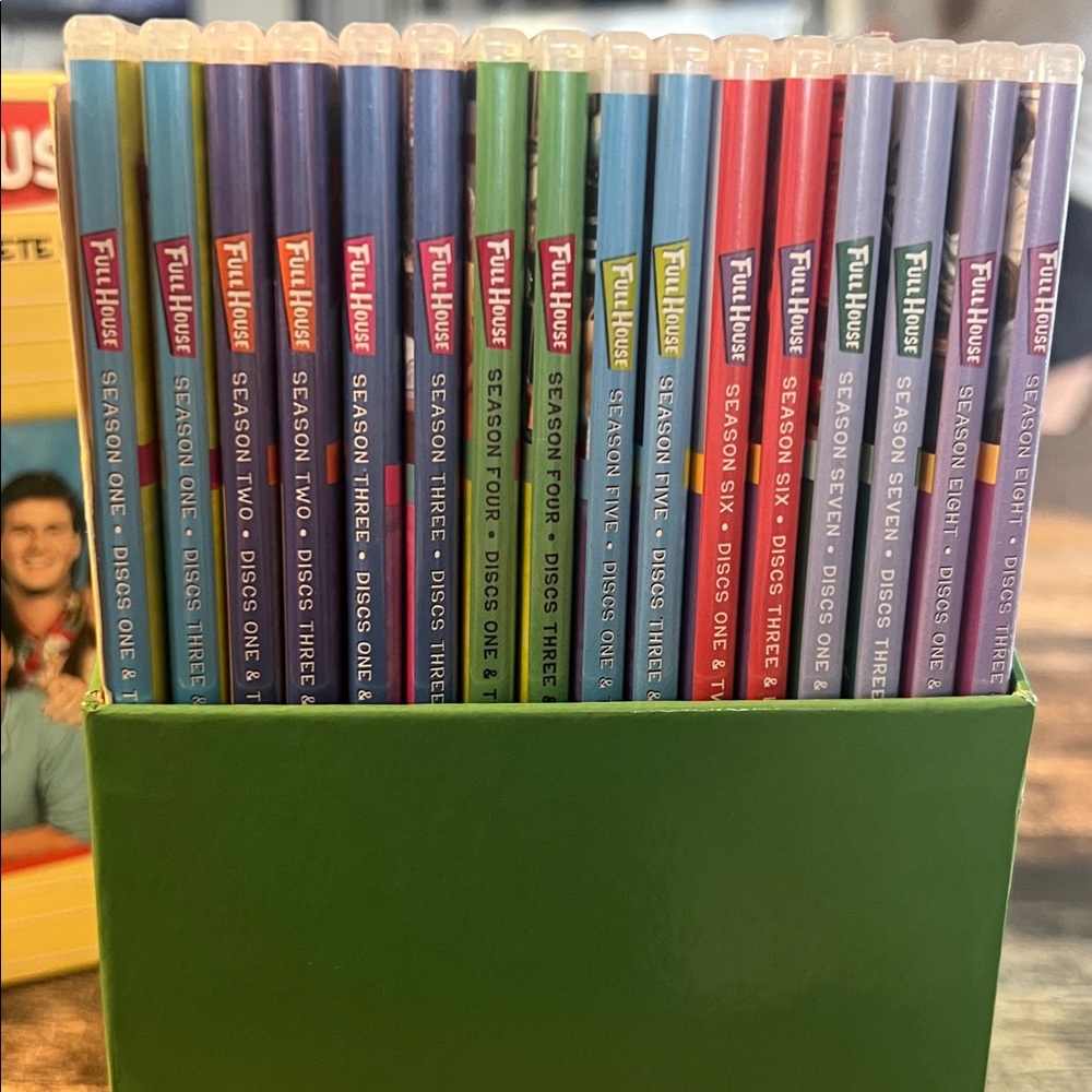 Full House The complete Series Box set - Picture 5 of 7